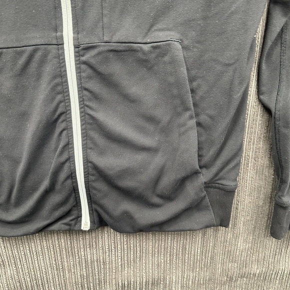 Lululemon Jacket Men Medium Black Gym Training Outdoors Hiking Athleisure Casual - Picture 6 of 10